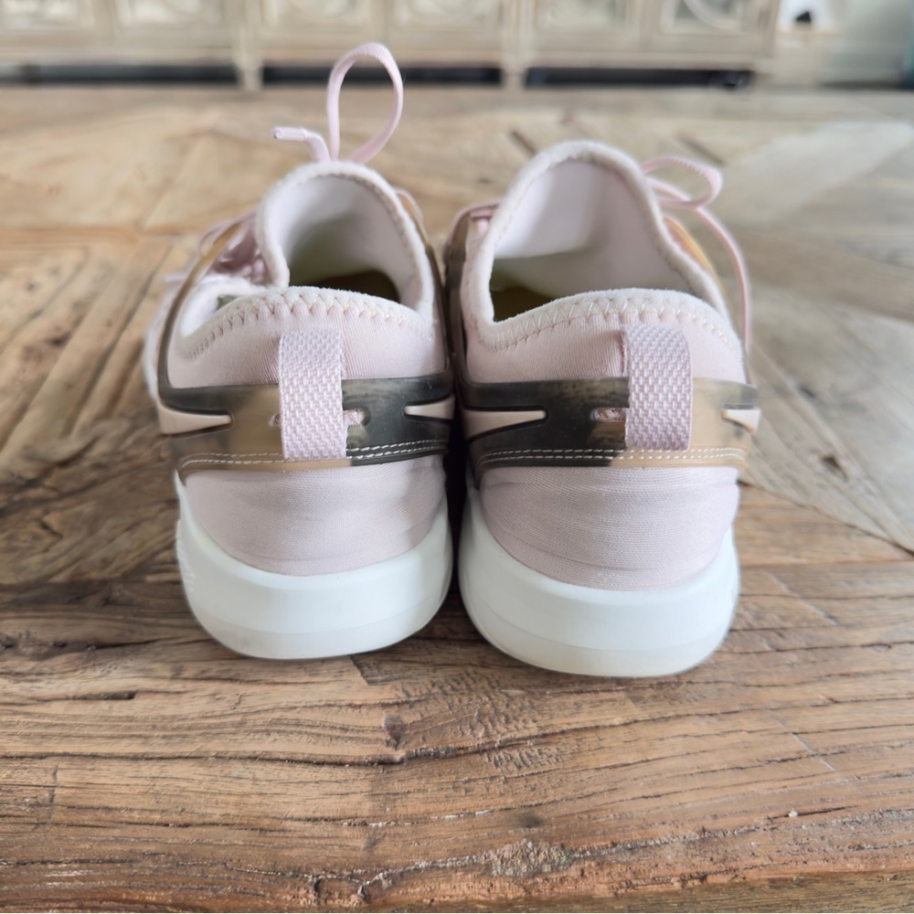 Nike Free Tr 7 Women's Light Pink Athletic Shoe 7.5 - Picture 4 of 11